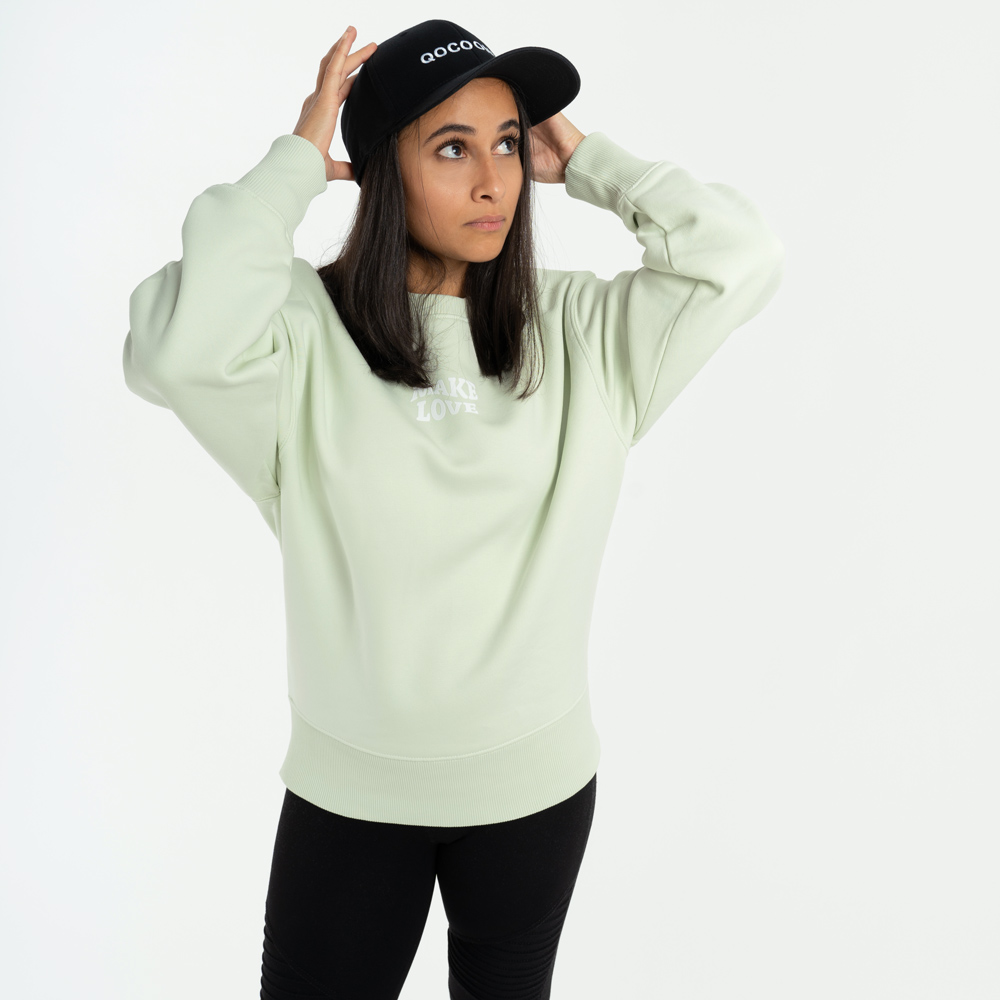 make-love-oversized-sweater-lime-10